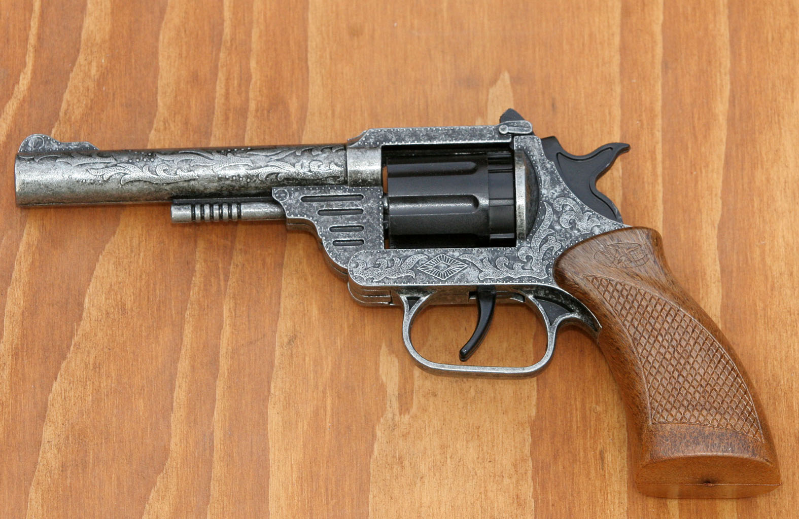 Pistola "Dakota" 8 Colpi (non disponibile )